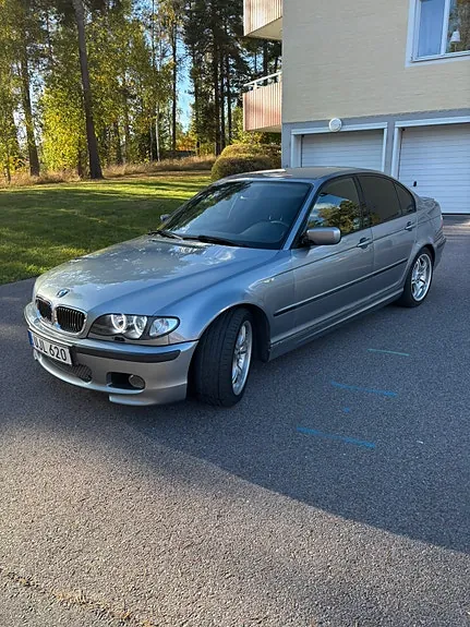 BMW 320I 2004 photo 4
