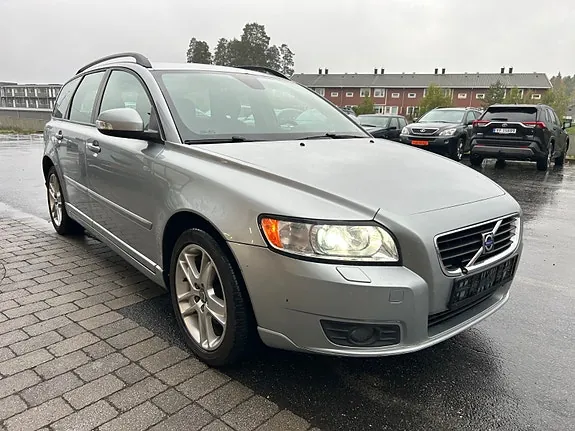 Volvo V50 2009 photo 3