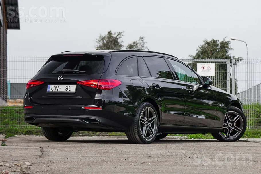 Mercedes-Benz C200 2022 photo 4