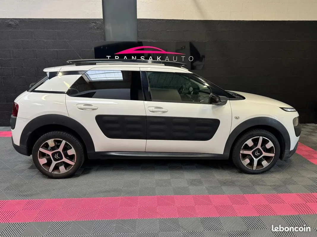 Citroen C4 Cactus 2015 photo 2