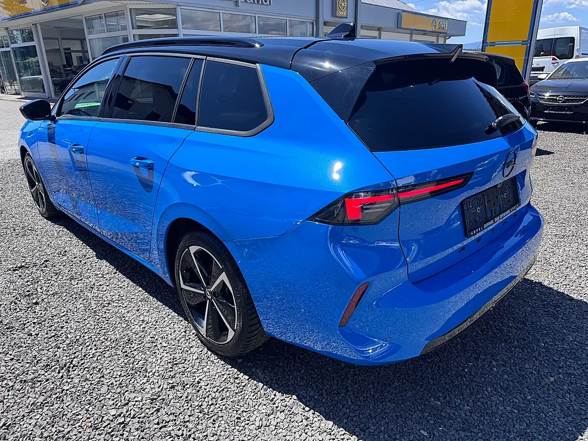 Opel Astra 2025 photo 2
