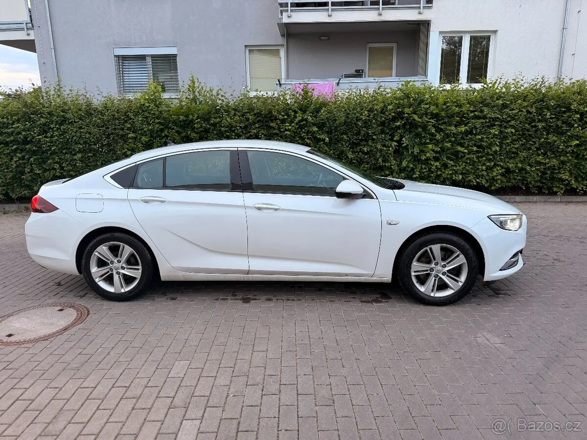 Opel Insignia 2019 photo 3
