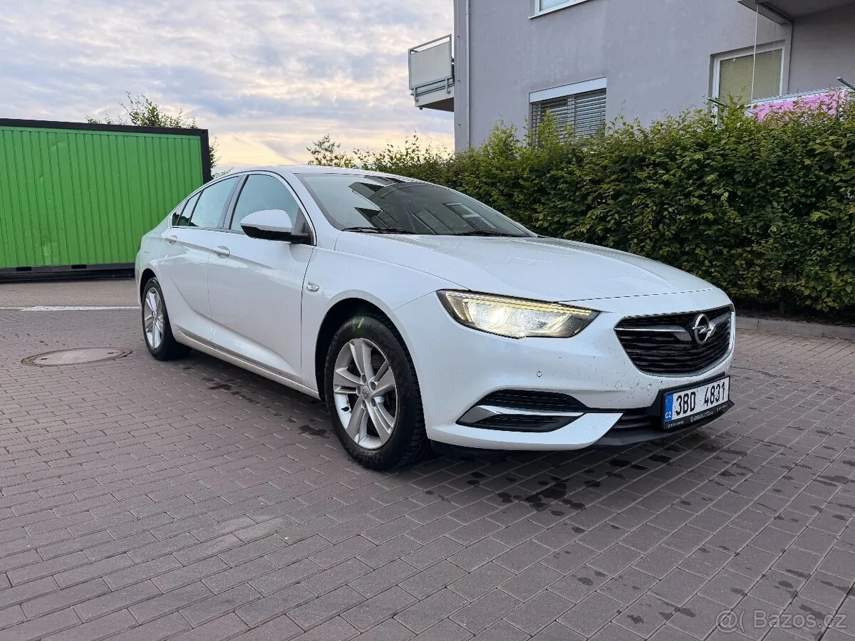 Opel Insignia 2019 photo 2