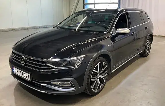 Volkswagen Passat Alltrack 2021 photo 2