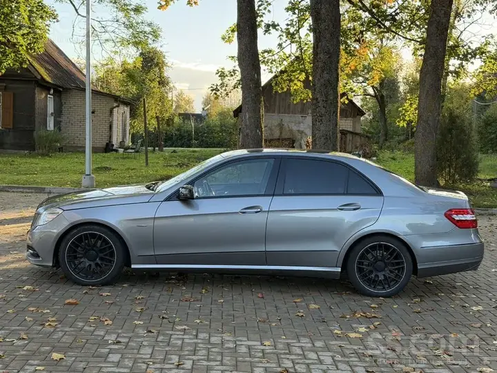 Mercedes-Benz E350 Cdi 2010 photo 4