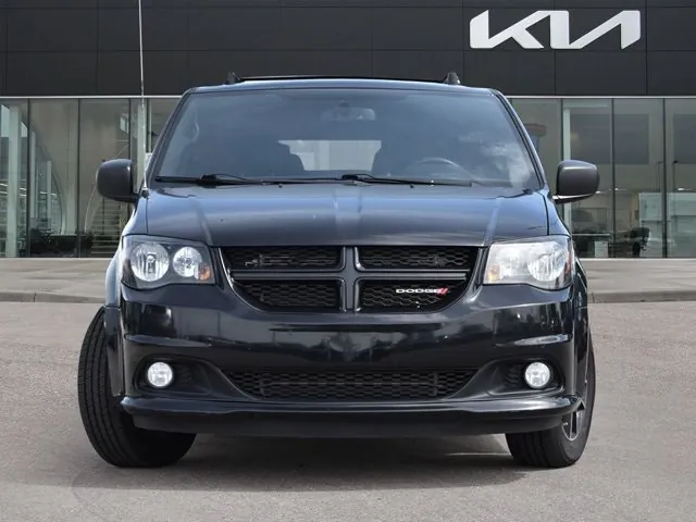 Dodge Grand Caravan 2016 photo 2