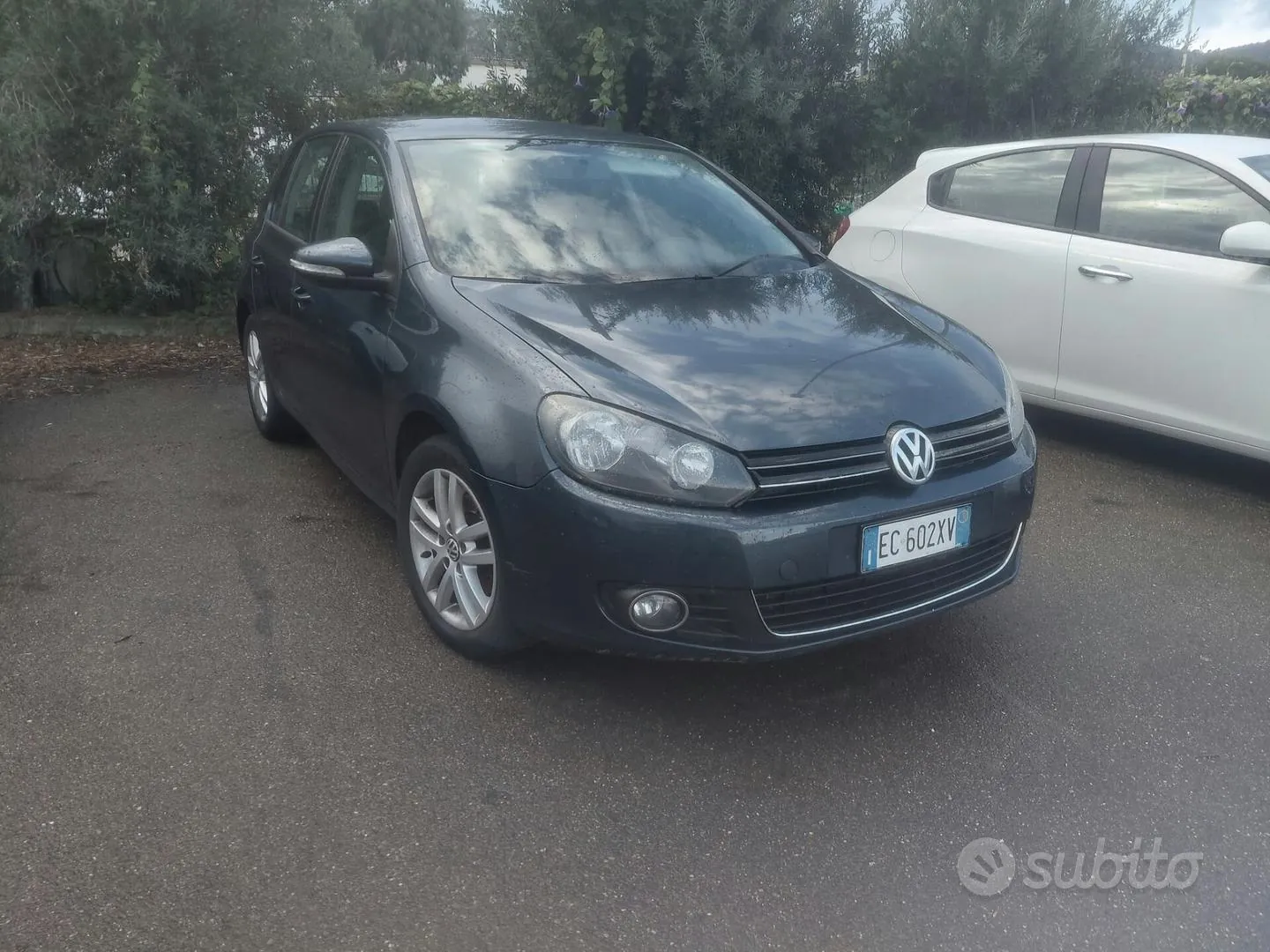 Volkswagen Golf 2010 photo 2