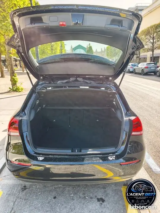 Mercedes-Benz A-Class 2019 photo 5