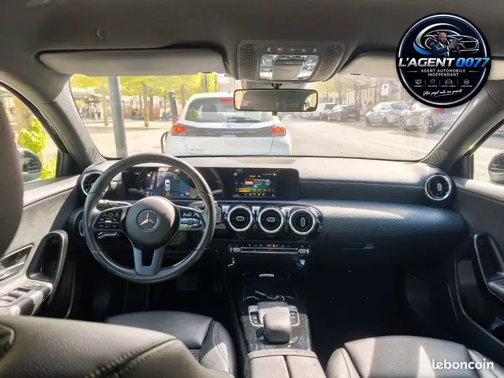 Mercedes-Benz A-Class 2019 photo 3