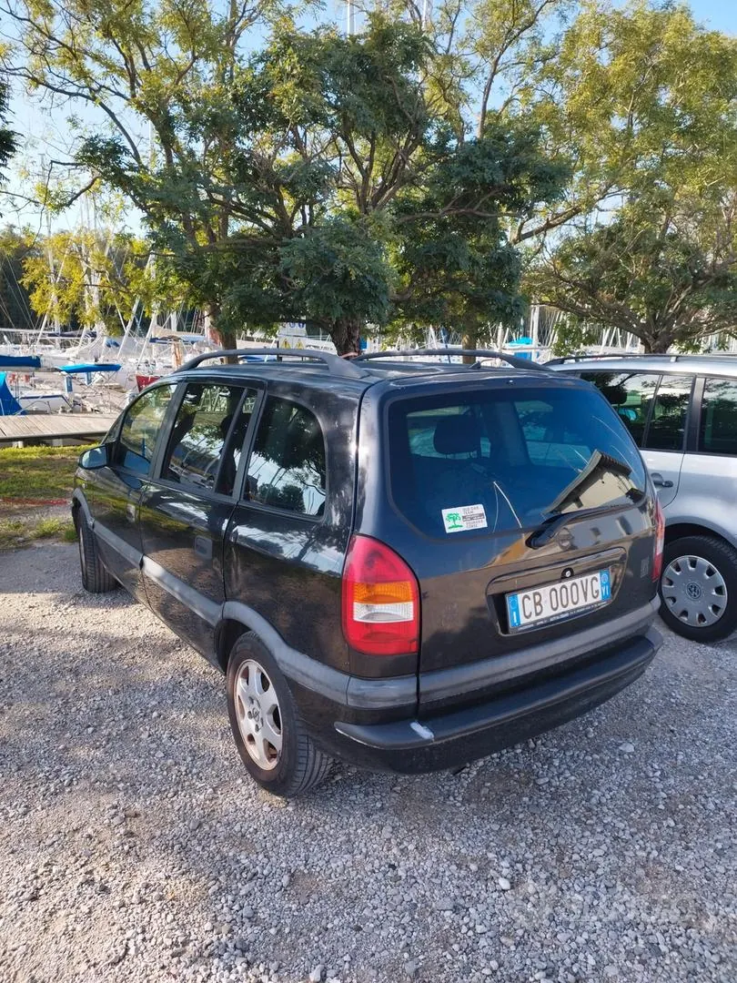 Opel Zafira 2002 photo 4