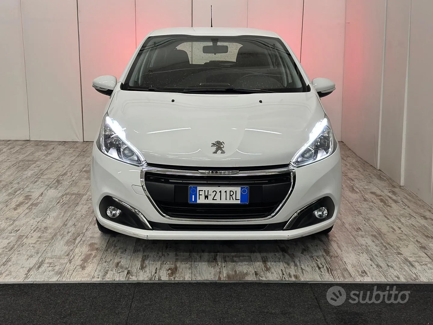 Peugeot 208 2019 photo 2