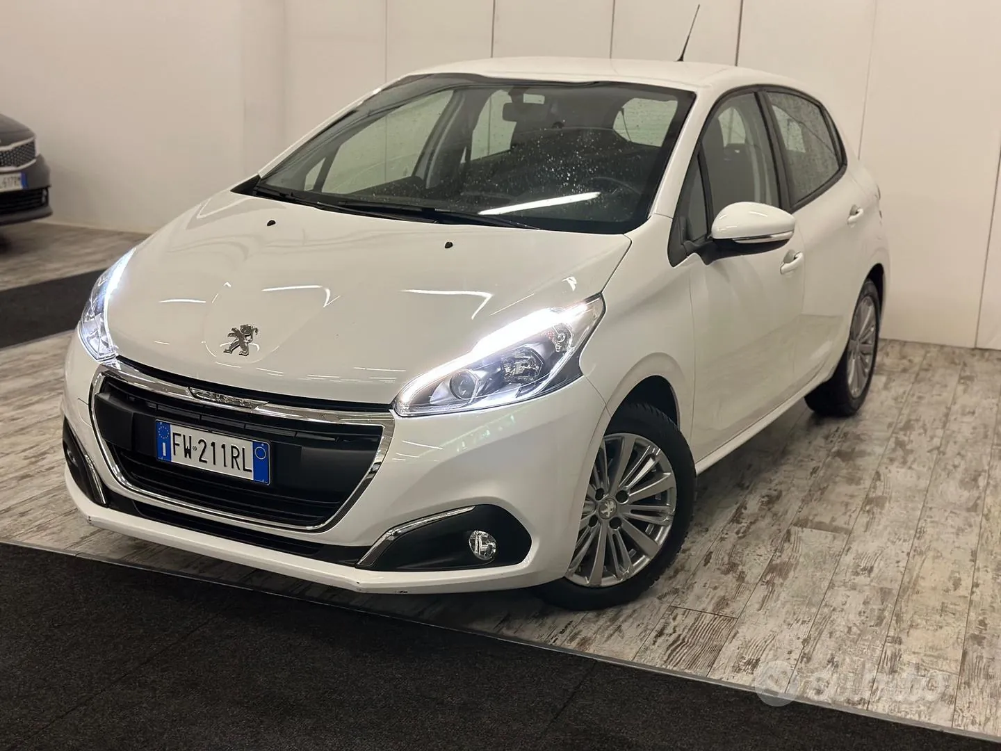 Peugeot 208 2019 photo 4