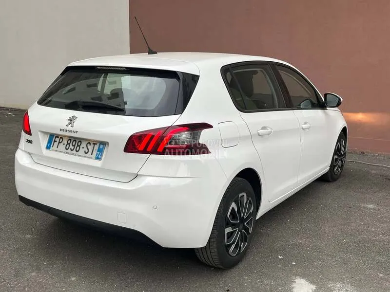 Peugeot 308 2020 photo 5