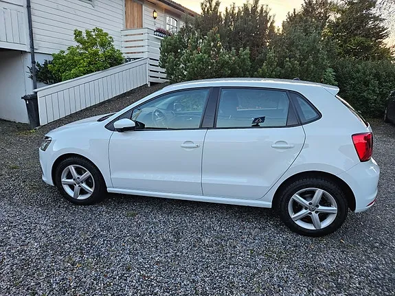 Volkswagen Polo 2016 photo 3