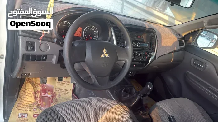 Mitsubishi L200 2016 photo 4