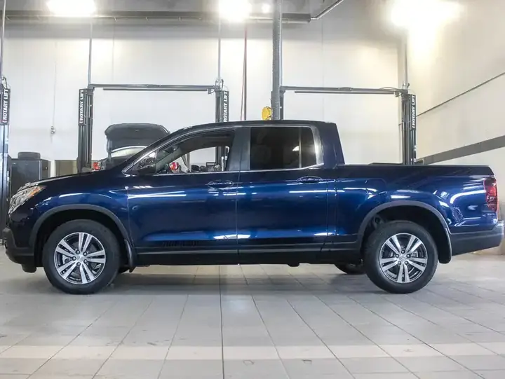 Honda Ridgeline 2018 photo 3