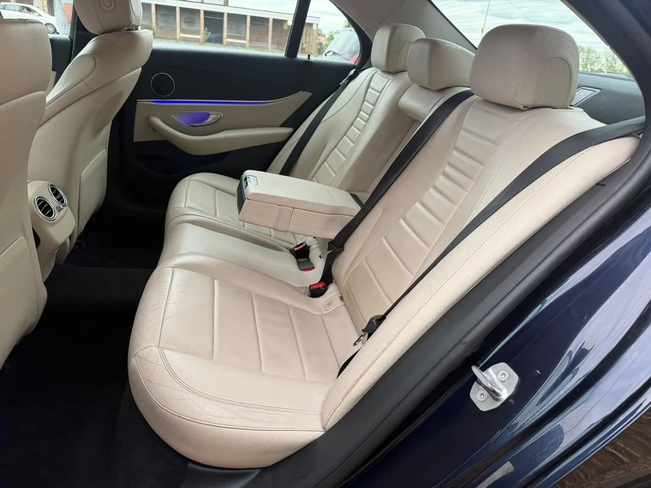 Mercedes-Benz E-Class 2017 photo 5