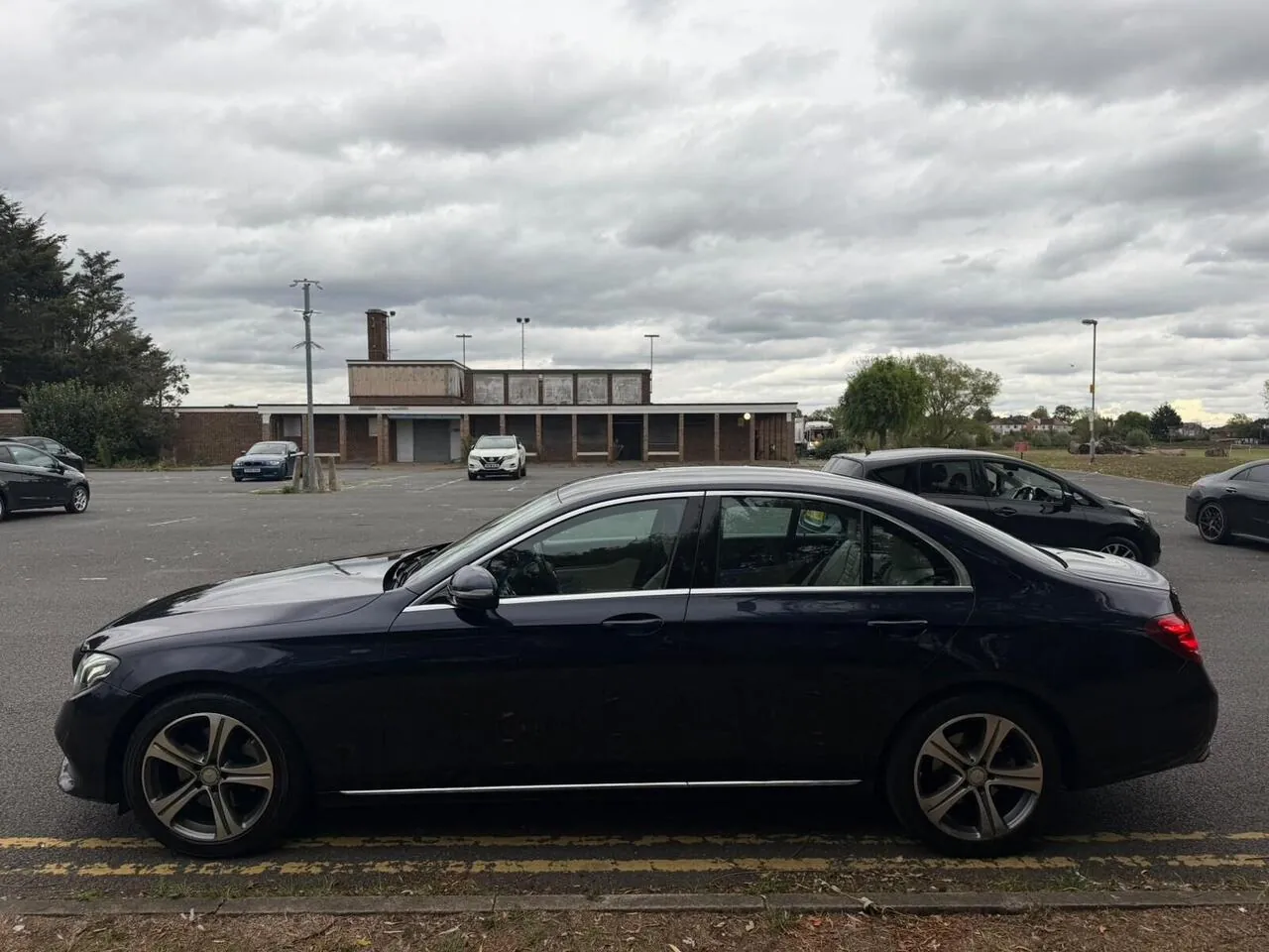 Mercedes-Benz E-Class 2017 photo 4