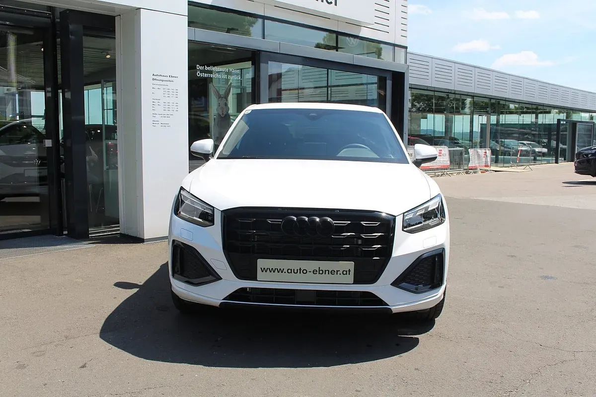 Audi Q2 2025 photo 2