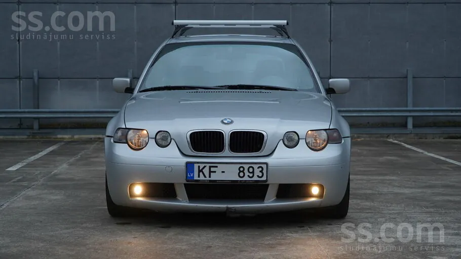 BMW 320D 2004 photo 2