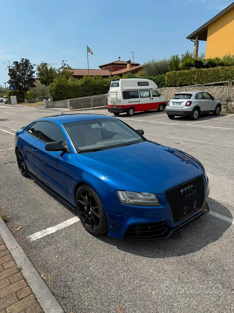Audi A5 2010 photo 2