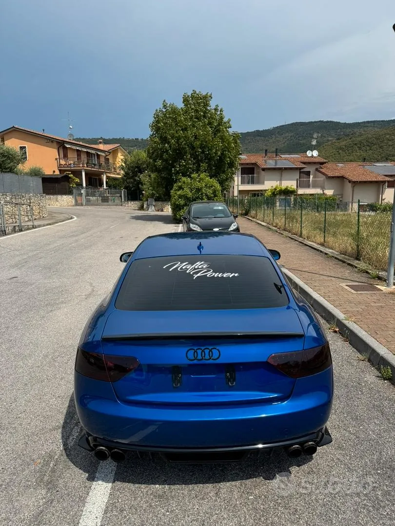 Audi A5 2010 photo 3