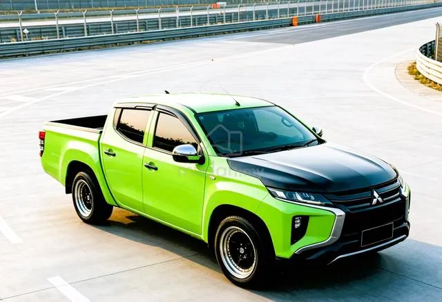 Mitsubishi Triton Quest