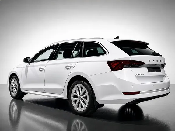 Skoda Octavia 2023 photo 5