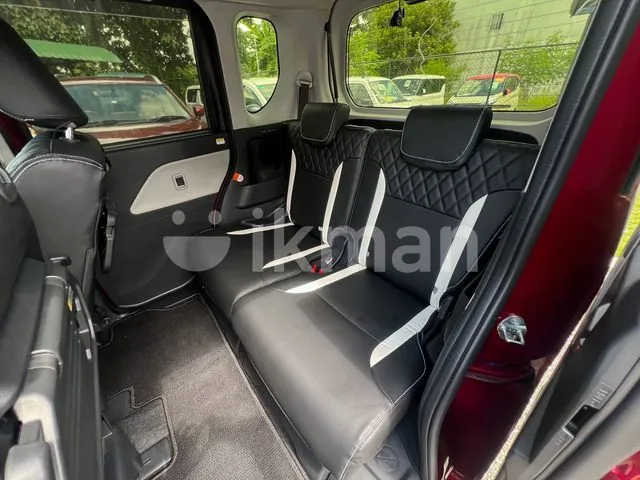 Daihatsu Tanto 2025 photo 3