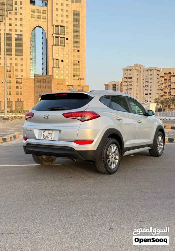 Hyundai Tucson 2017 photo 2