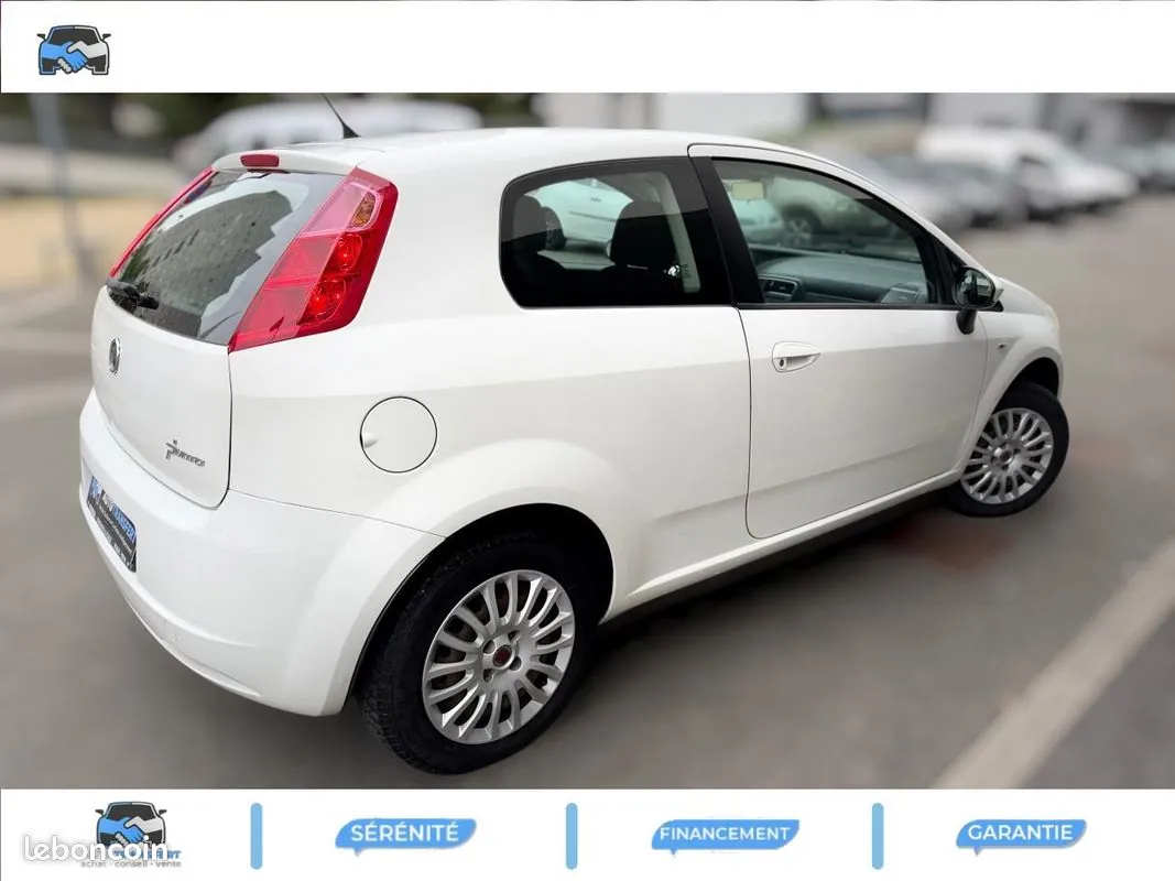 Fiat Punto 2009 photo 4