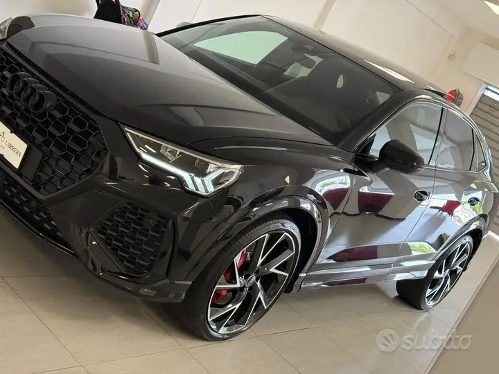 Audi Q3 2022 photo 3