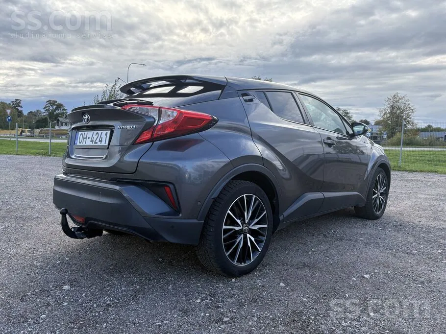 Toyota C-Hr 2017 photo 5