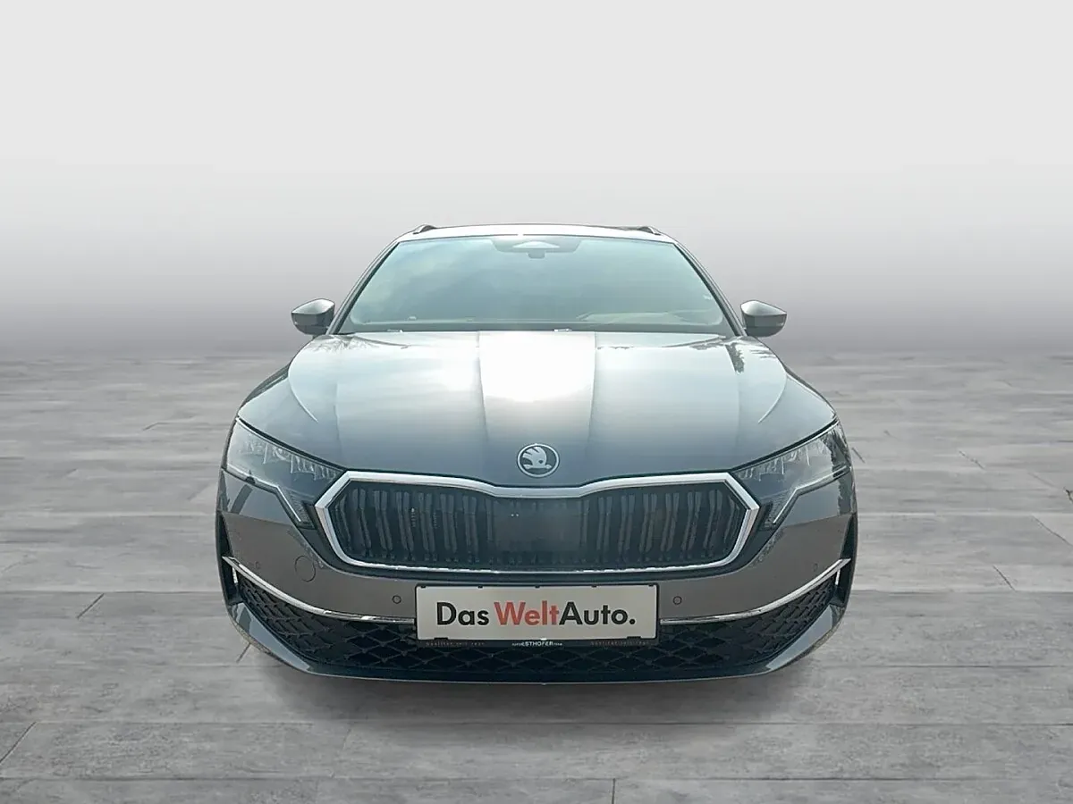 Skoda Octavia 2026 photo 2