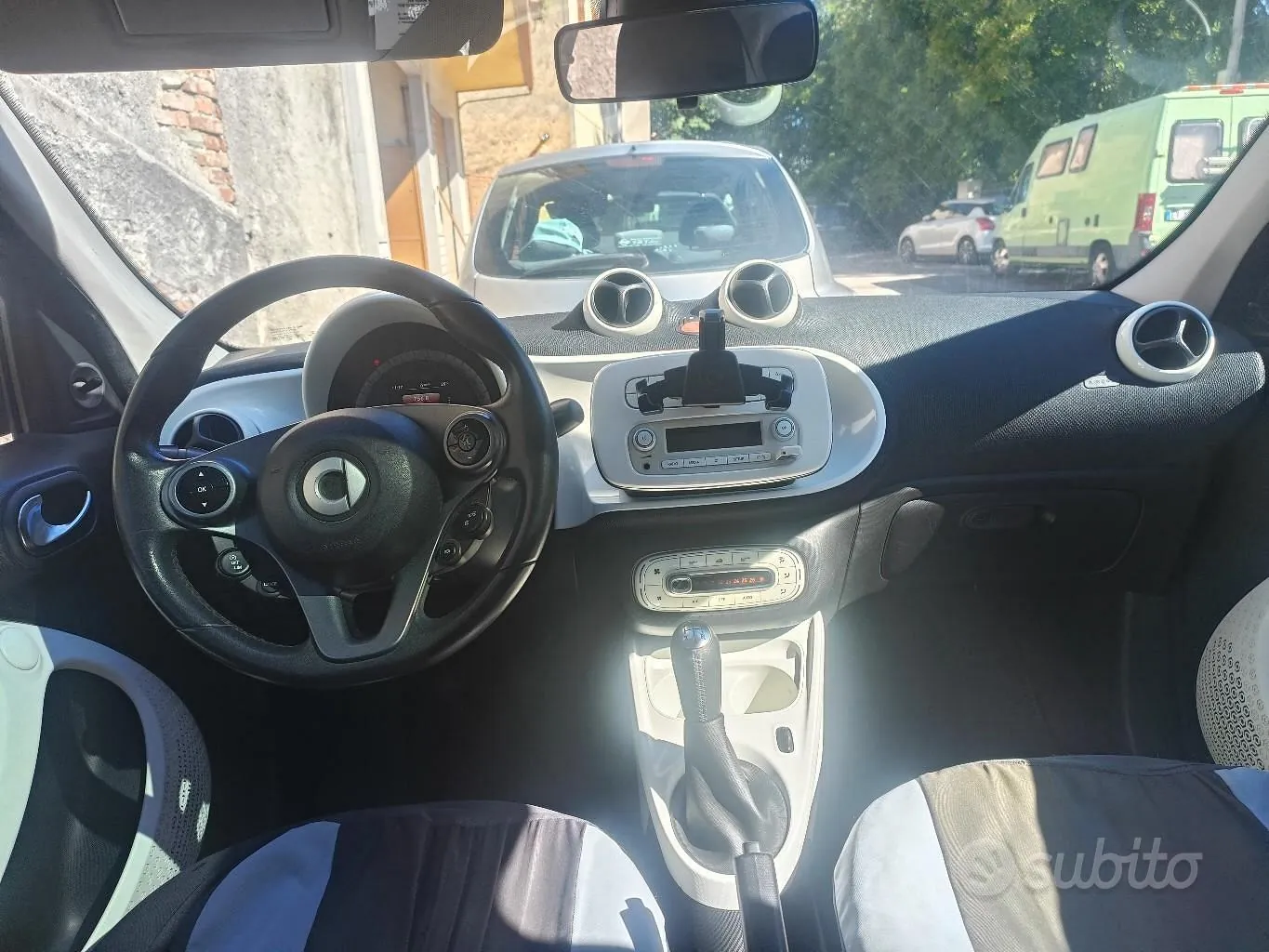 Smart Forfour 2015 photo 5