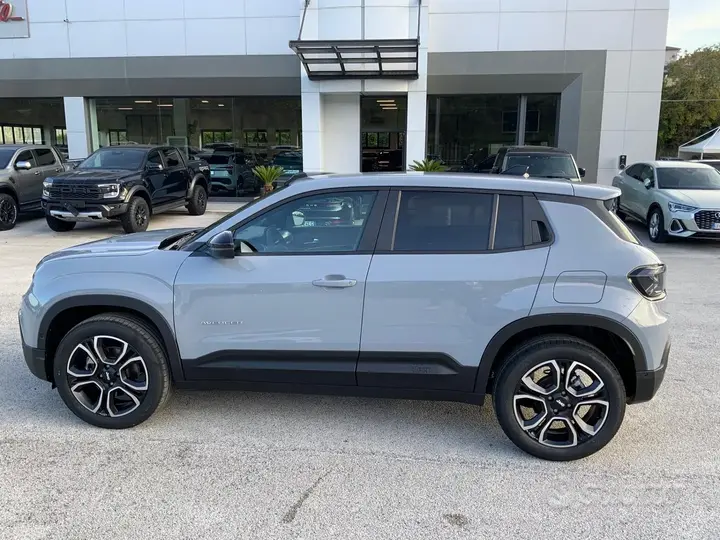 Jeep Avenger 2026 photo 2