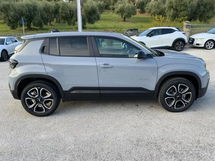 Jeep Avenger 2026 photo 4