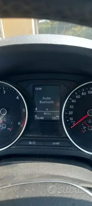 Volkswagen Polo 2015 photo 3