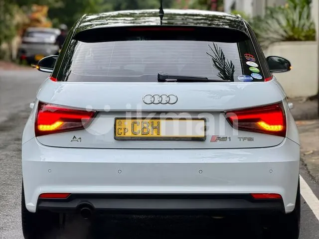 Audi A1 2017 photo 2