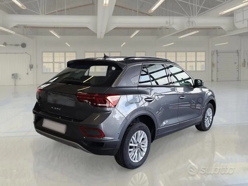 Volkswagen T-Roc 2023 photo 4