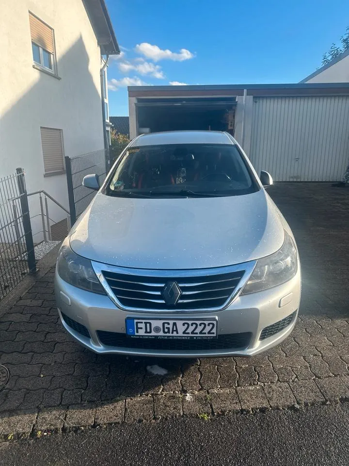 Renault Latitude