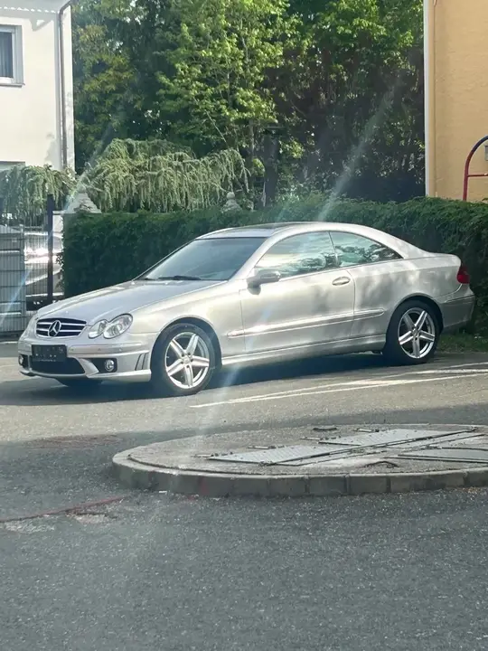 Mercedes-Benz Clk-Class 2003 photo 3