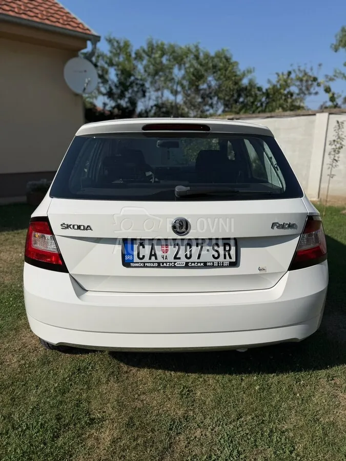 Skoda Fabia 2016 photo 5