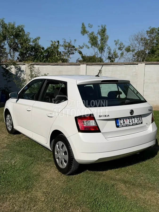 Skoda Fabia 2016 photo 4