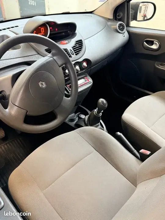 Renault Twingo 2011 photo 3