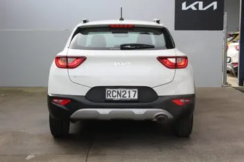 Kia Stonic 2025 photo 5