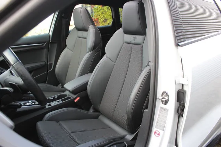 Audi A3 2023 photo 3