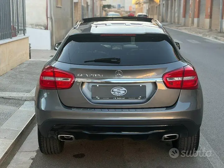 Mercedes-Benz Gla 2016 photo 5