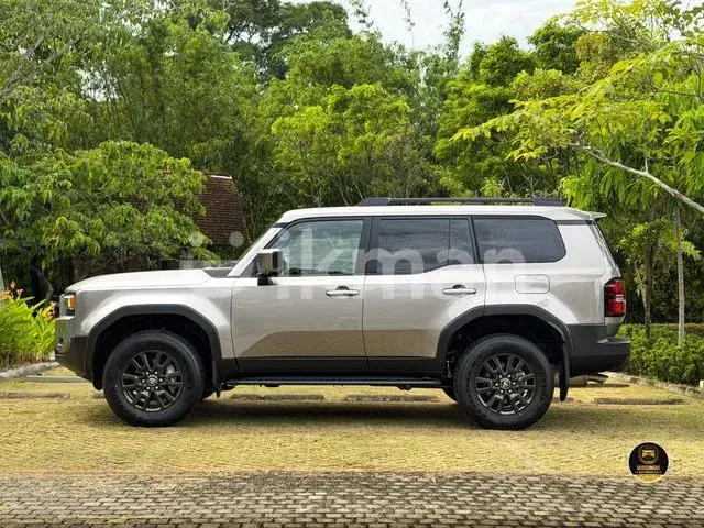 Toyota Land Cruiser Prado 2026 photo 5