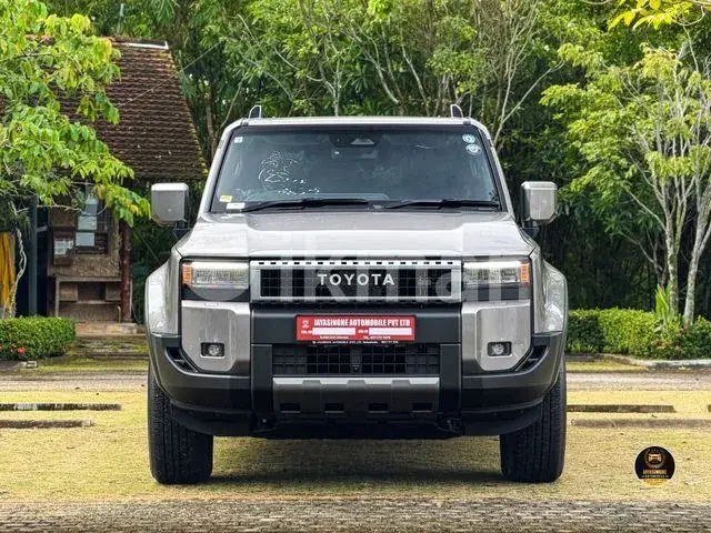 Toyota Land Cruiser Prado 2026 photo 3